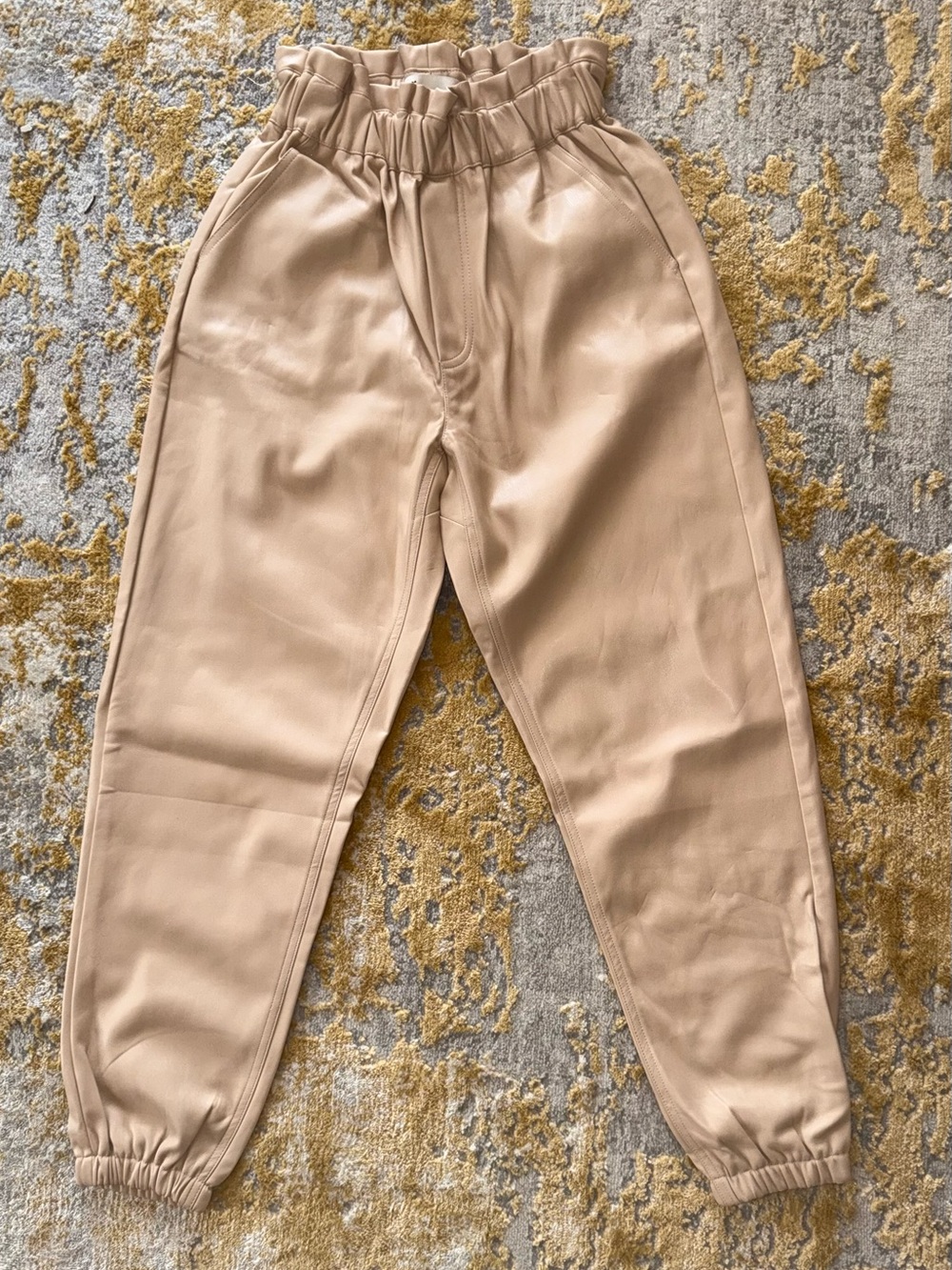 Vintage Havana Faux Leather Jogger Pants Size Small Beige Paperbag Waist - read